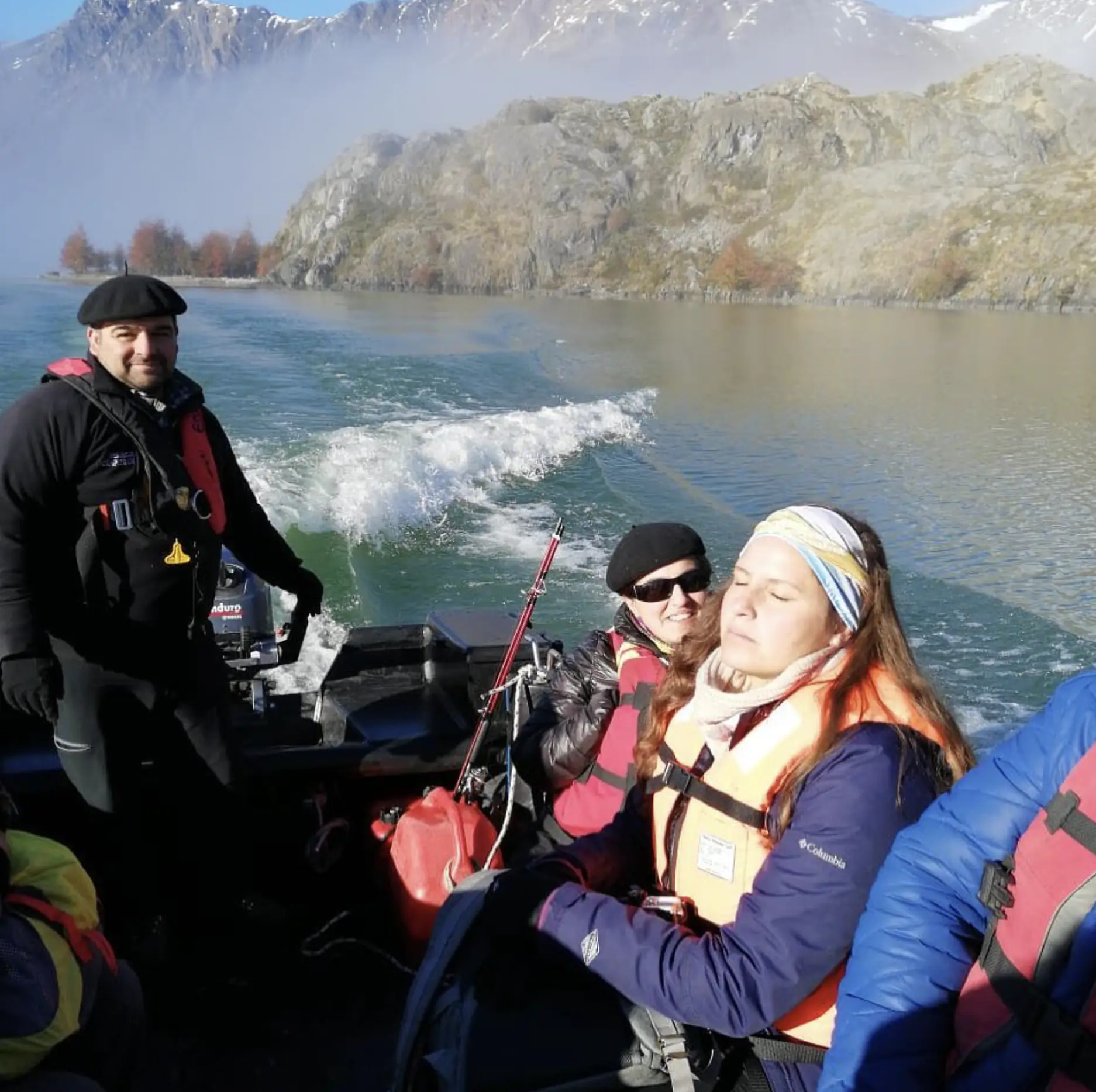 Navegación por el Lago Christie